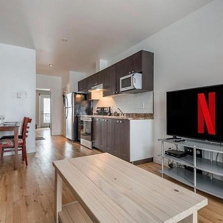 5-Star Prime Location - Bright Condo Montréal Extérieur photo